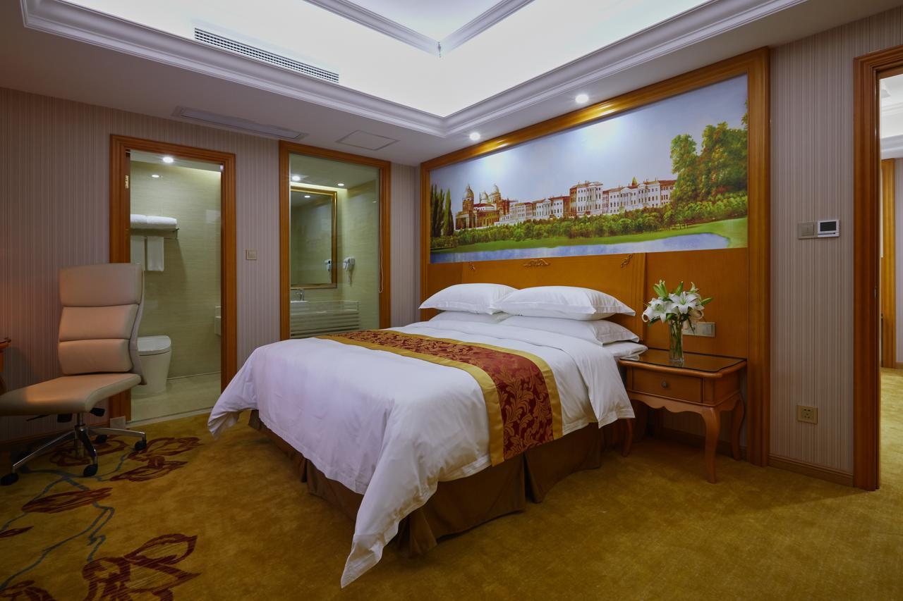Venus International Hotel Shanghai South Shenjiang Road Extérieur photo